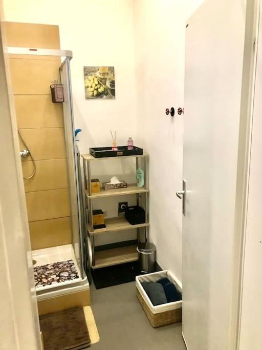 Klimatisierte Sehr Zentrale Wohnung-Loftstyle- Βιέννη Εξωτερικό φωτογραφία